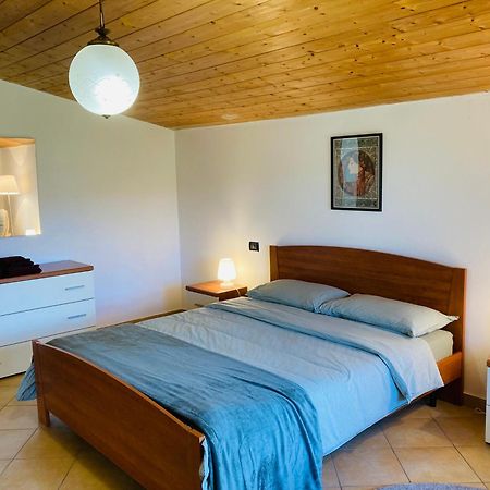 Casa Nella Natura A บอบบิโอ ภายนอก รูปภาพ