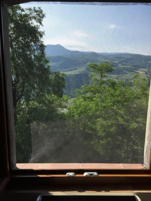 Casa Nella Natura A บอบบิโอ ภายนอก รูปภาพ